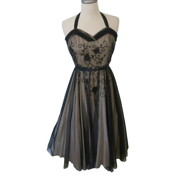 Morgan & Co. Dresses & Skirts - MORGAN & CO Formal Beaded Gown Size 11/12 Halter Ribbon Tulle Lined Black